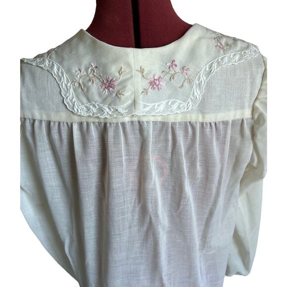 Gunne Sax Vintage Embroidered Cream Cotton Blend Peter‎ Pan Collared Blouse - Picture 6 of 9